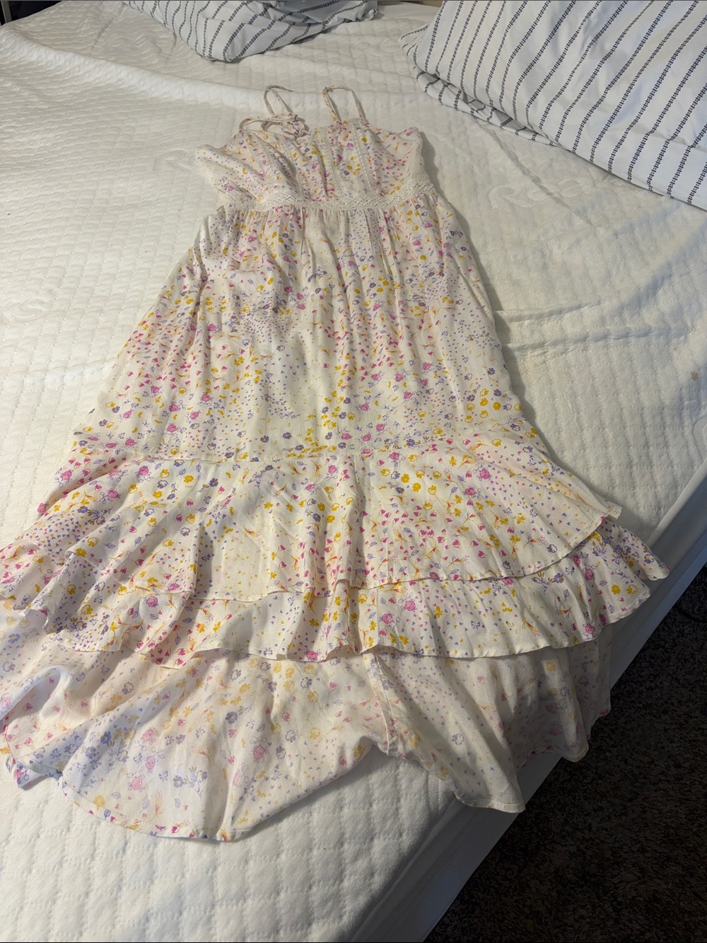 Adorable maxi dress by Japana . Large